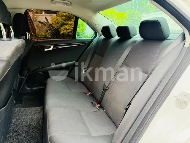 Mercedes-Benz C220 2013 photo 5
