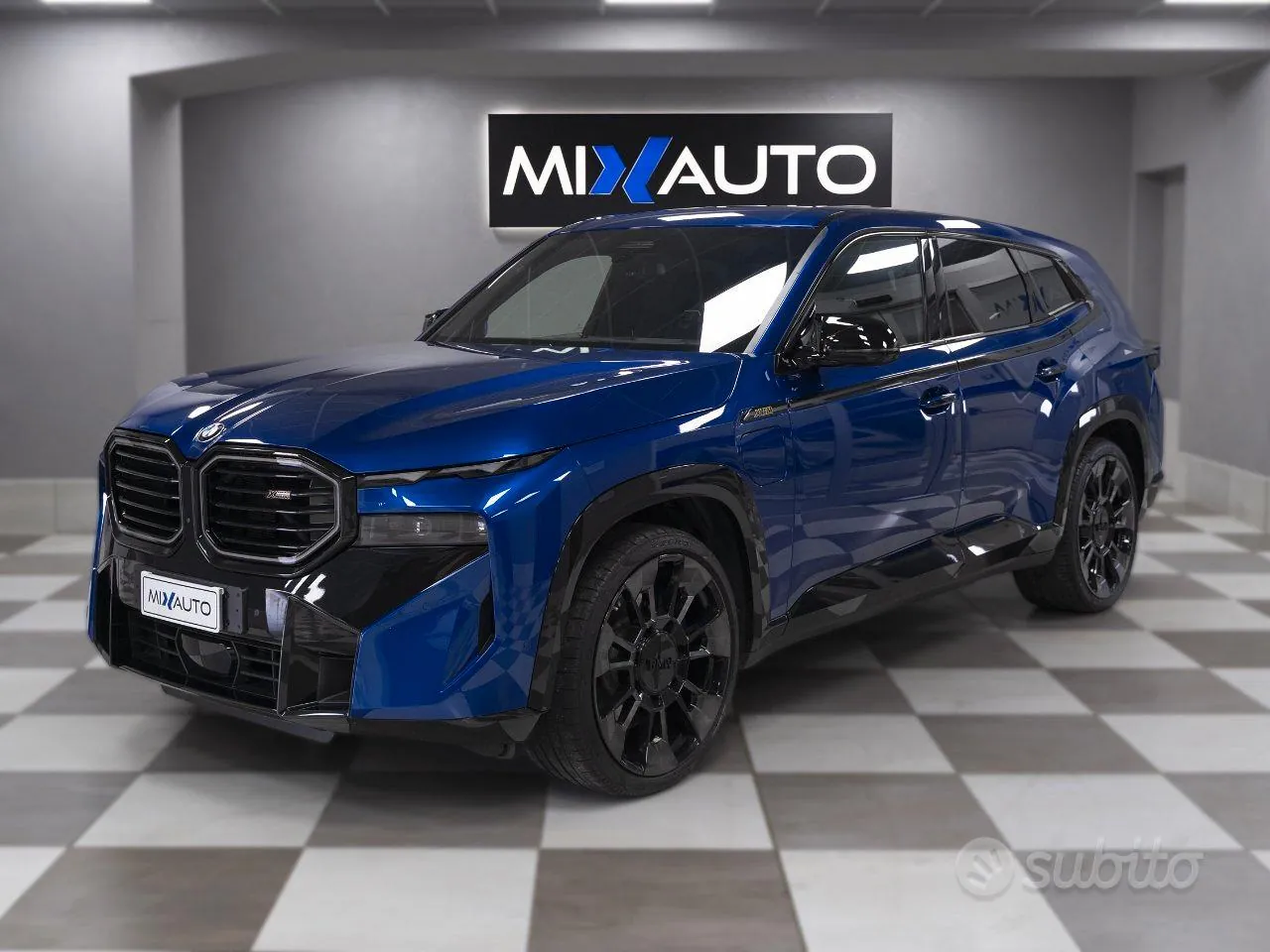 BMW Xm