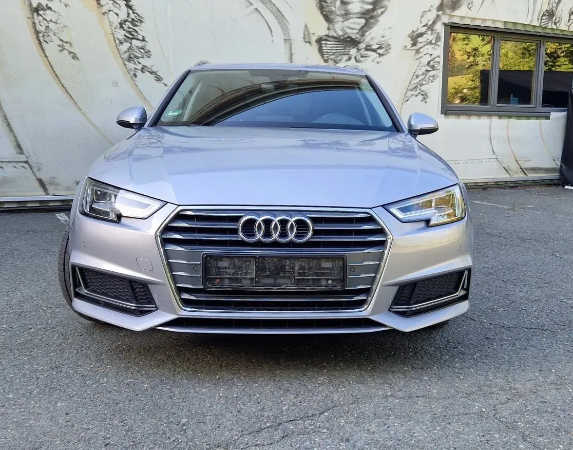 Audi A4 2019 photo 2
