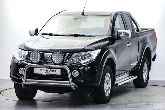 Mitsubishi L200 2015 photo 4