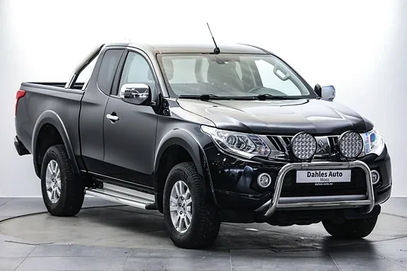 Mitsubishi L200 2015 photo 2