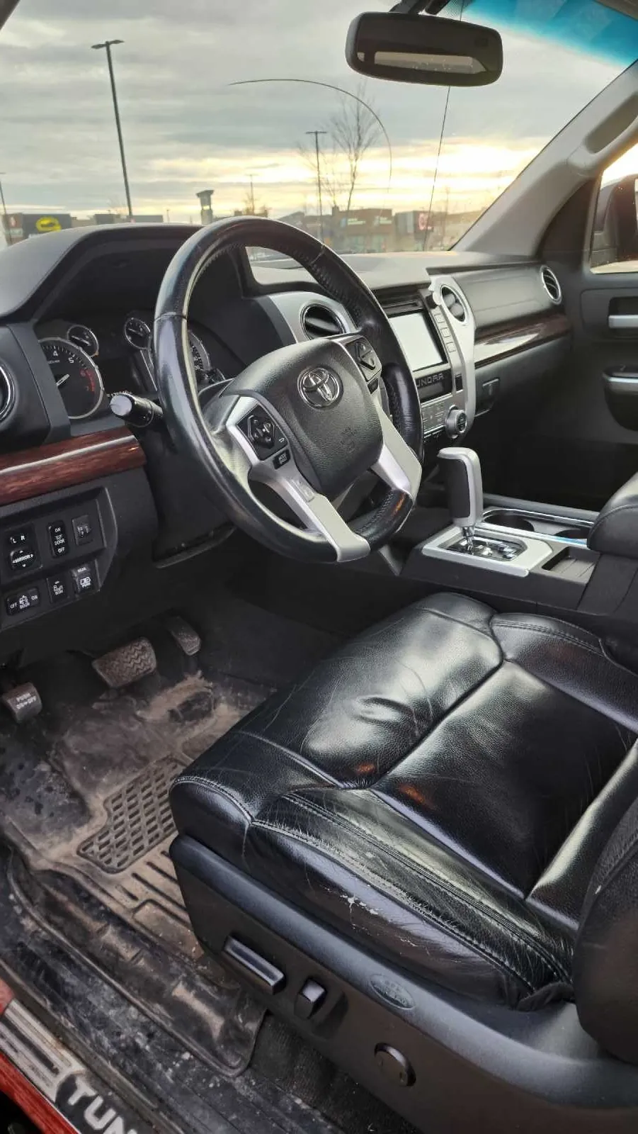 Toyota Tundra 2015 photo 5