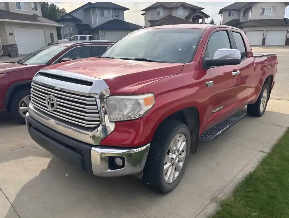 Toyota Tundra 2015 photo 2