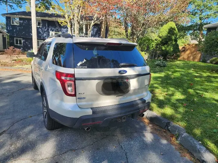 Ford Explorer 2015 photo 4