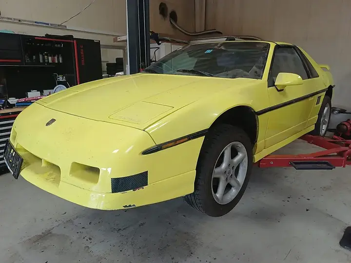 Pontiac Fiero