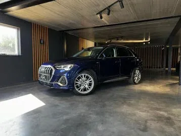 Audi Q3 2021 photo 2
