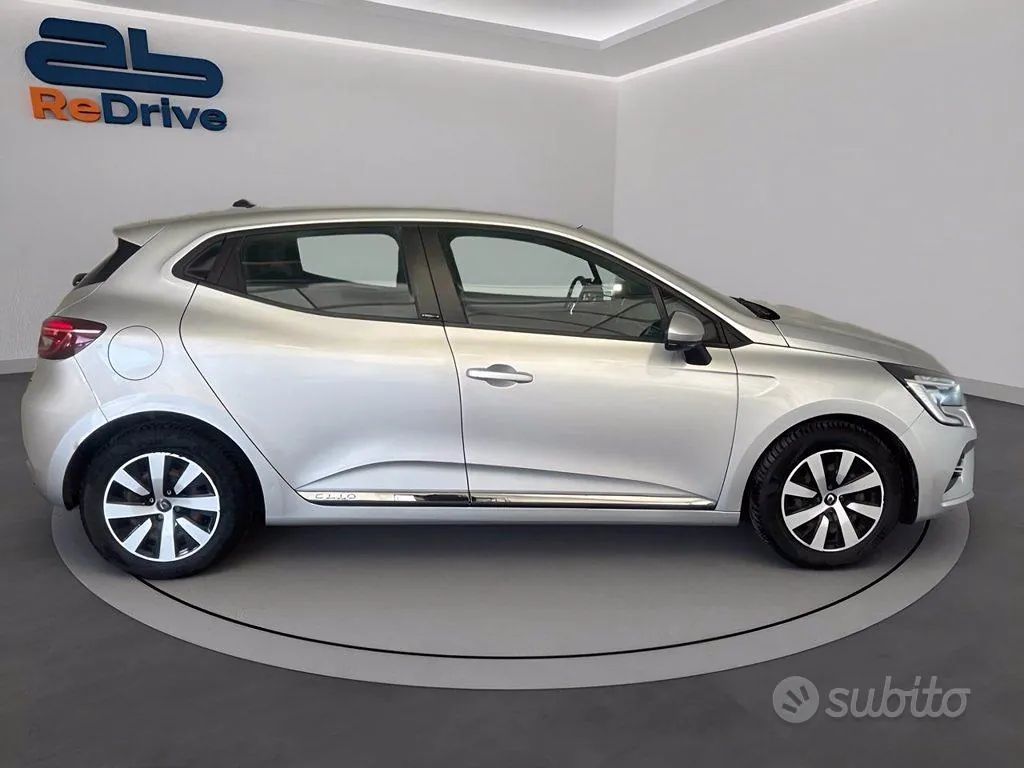Renault Clio 2021 photo 3