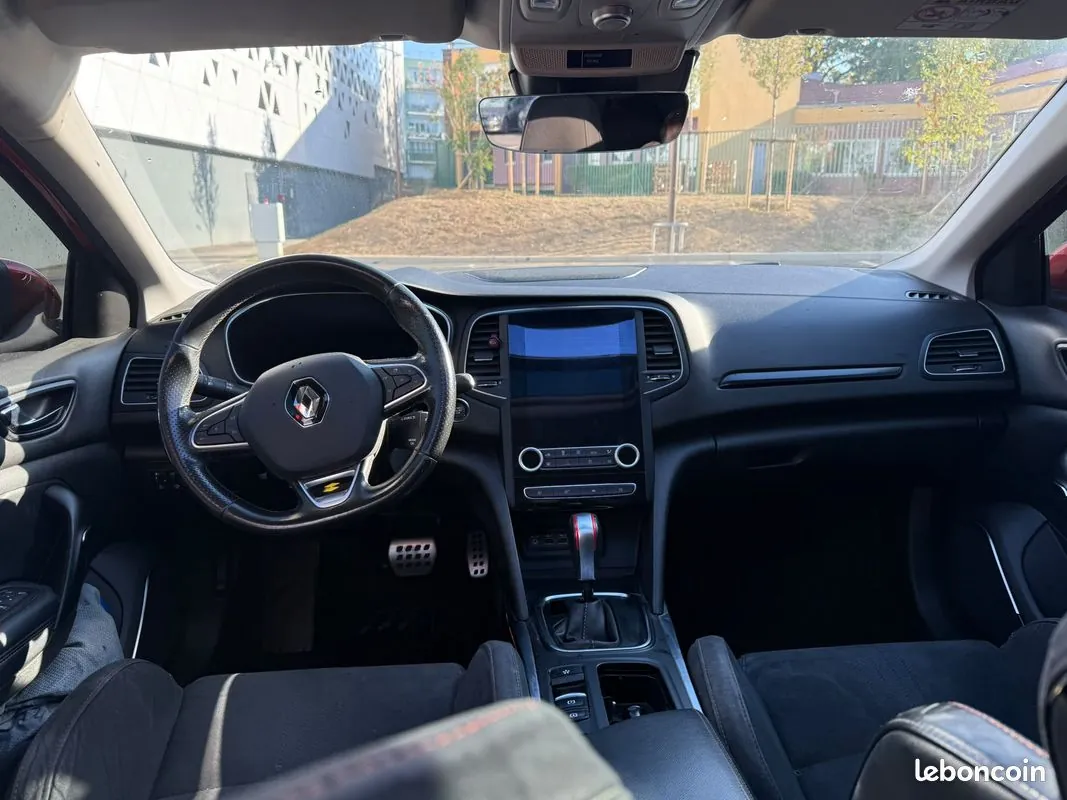 Renault Megane 2022 photo 3