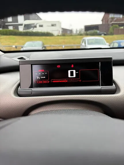 Citroen C4 Cactus 2014 photo 2