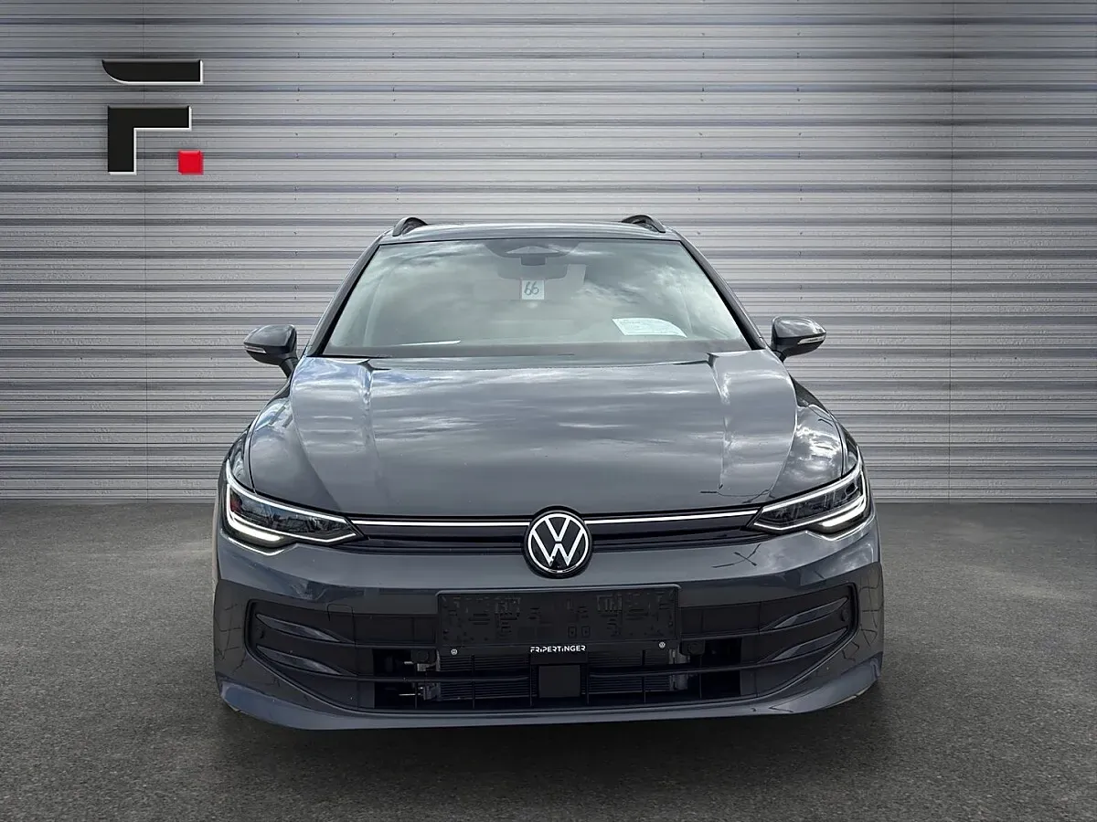 Volkswagen Golf 2026 photo 3