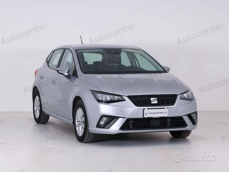 Seat Ibiza 2024 photo 2
