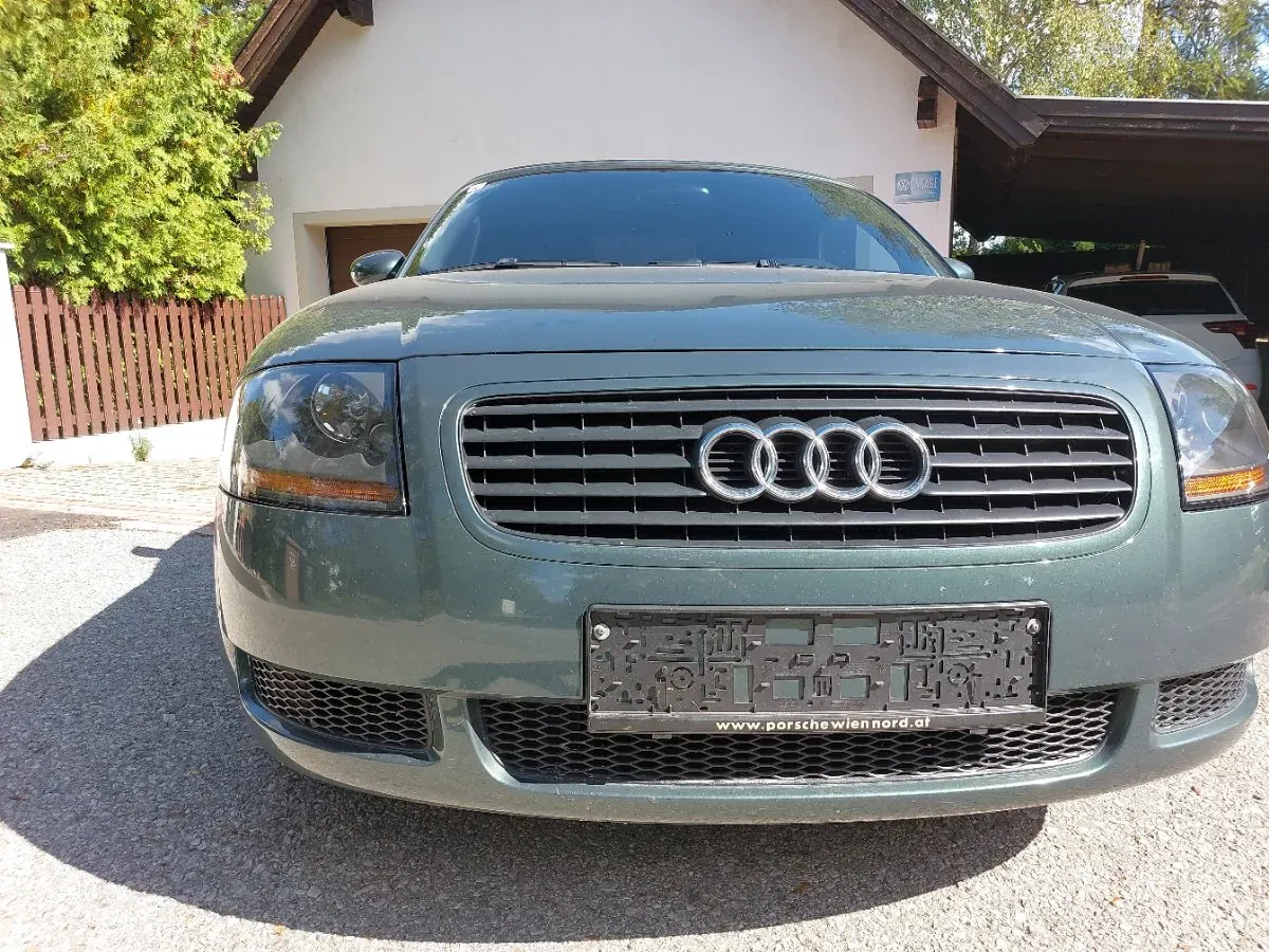 Audi Tt 2001 photo 2