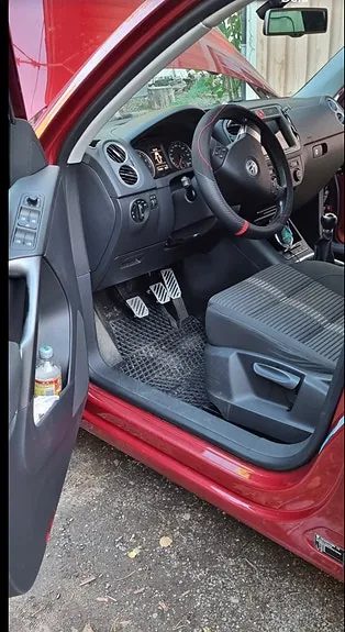 Volkswagen Tiguan 2010 photo 3