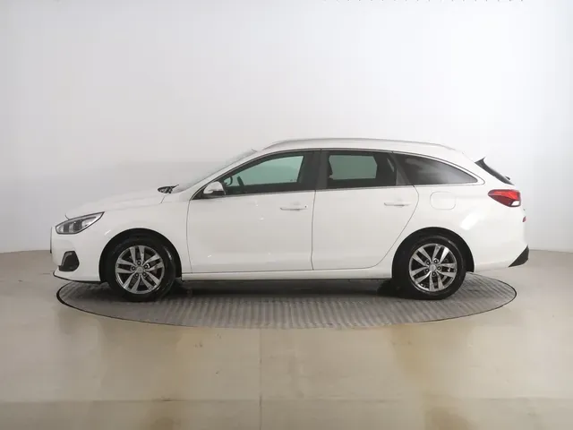 Hyundai I30 2018 photo 2