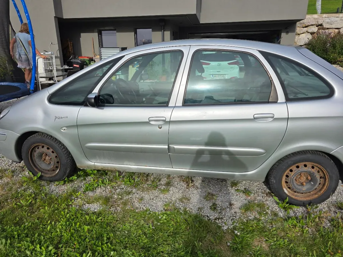 Citroen Xsara Picasso 2008 photo 2