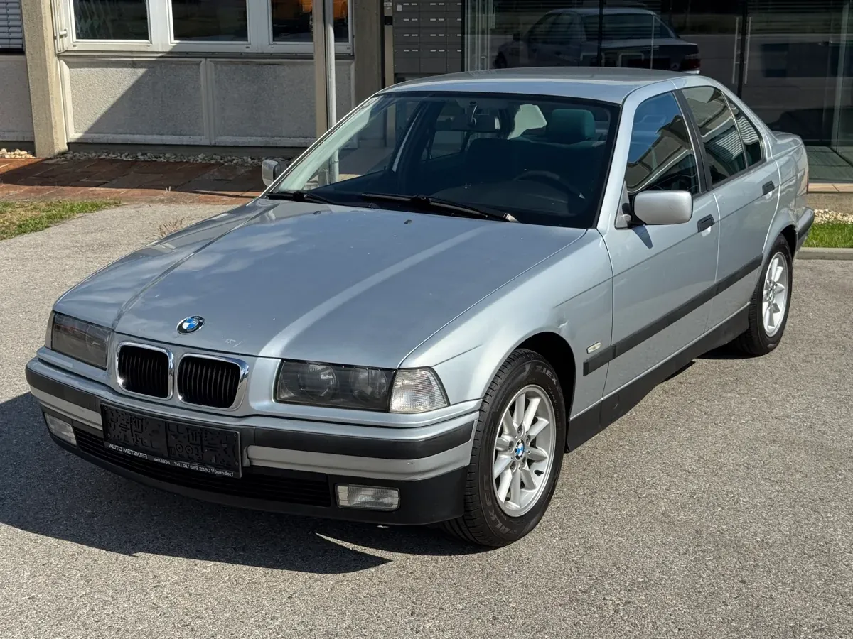 BMW 3 Series 1997 photo 2
