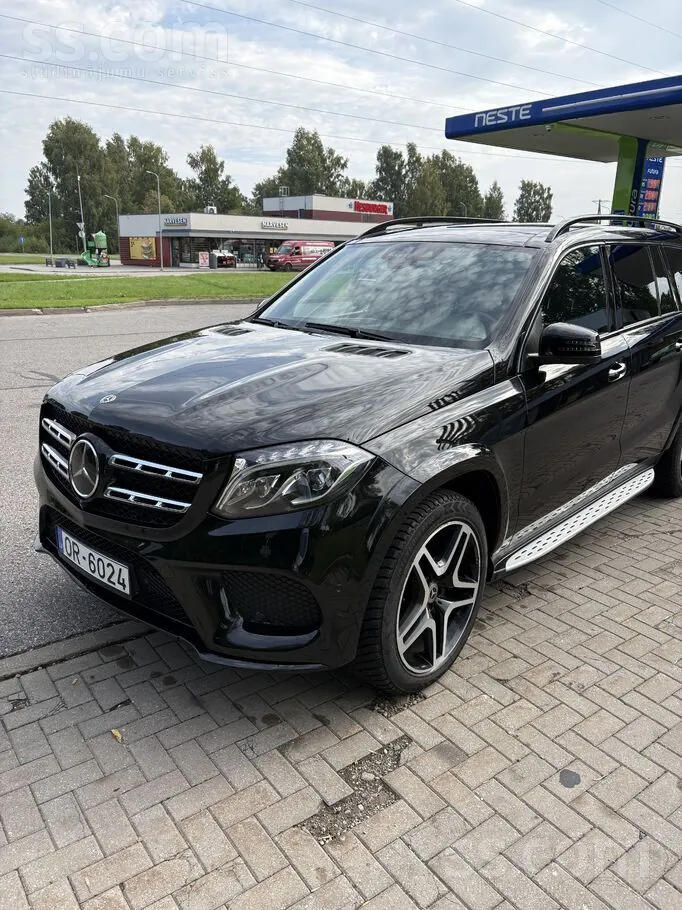 Mercedes-Benz Gls 2017 photo 2