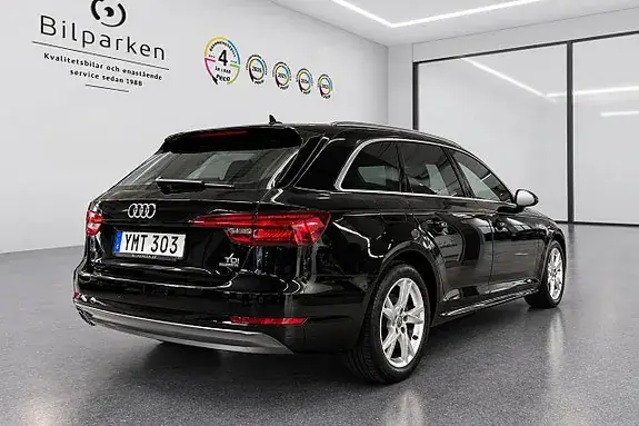 Audi A4 2018 photo 2