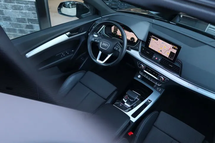 Audi Q5 2022 photo 3