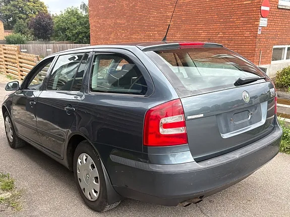 Skoda Octavia 2006 photo 4
