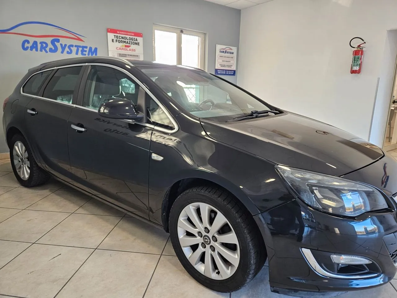 Opel Astra 2013 photo 5