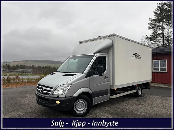Mercedes-Benz Sprinter 319