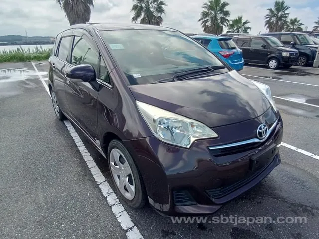 Toyota Ractis