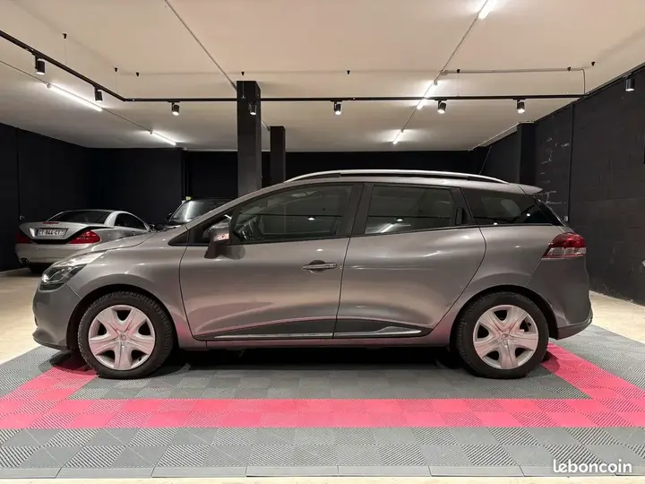 Renault Clio 2013 photo 2
