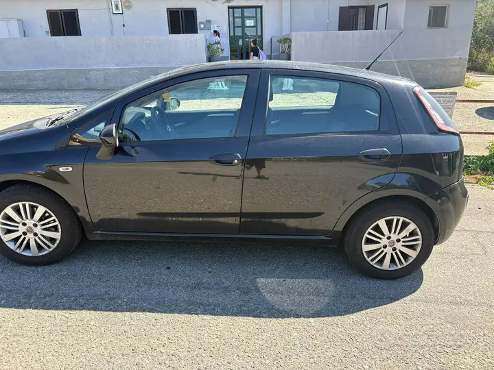 Fiat Punto Evo 2011 photo 4