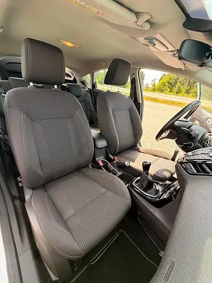 Ford Fiesta 2016 photo 5