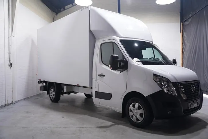 Nissan Interstar 2024 photo 3