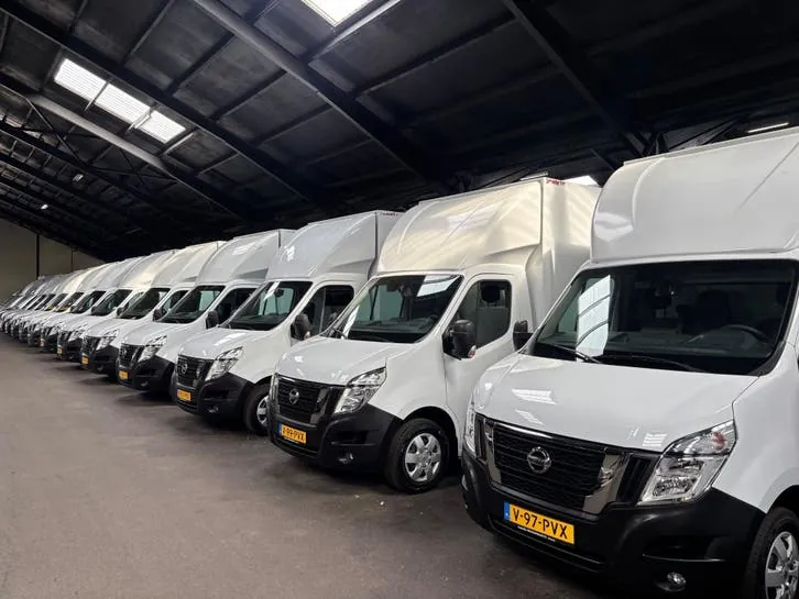 Nissan Interstar 2024 photo 2