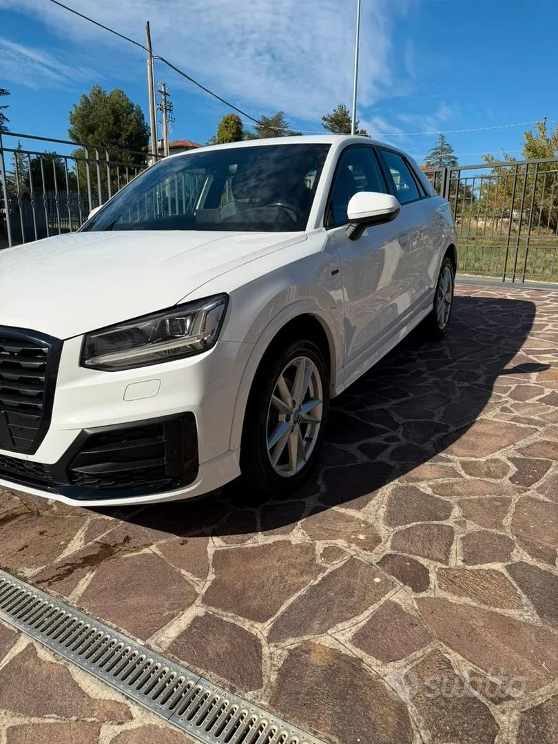 Audi Q2 2017 photo 2