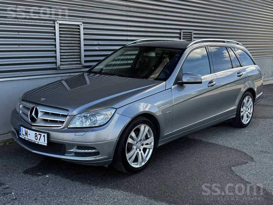 Mercedes-Benz C220