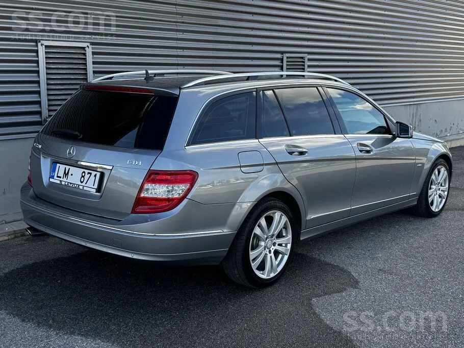 Mercedes-Benz C220 2011 photo 5