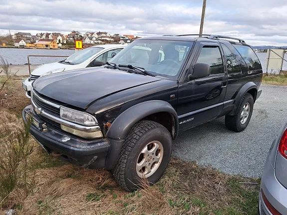 Chevrolet Blazer 1998 photo 2