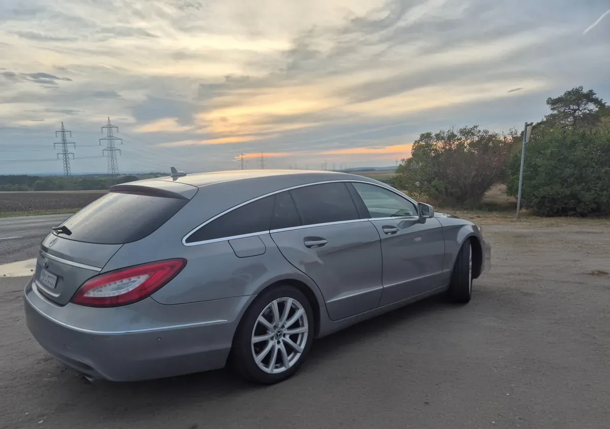 Mercedes-Benz Cls-Class 2015 photo 3