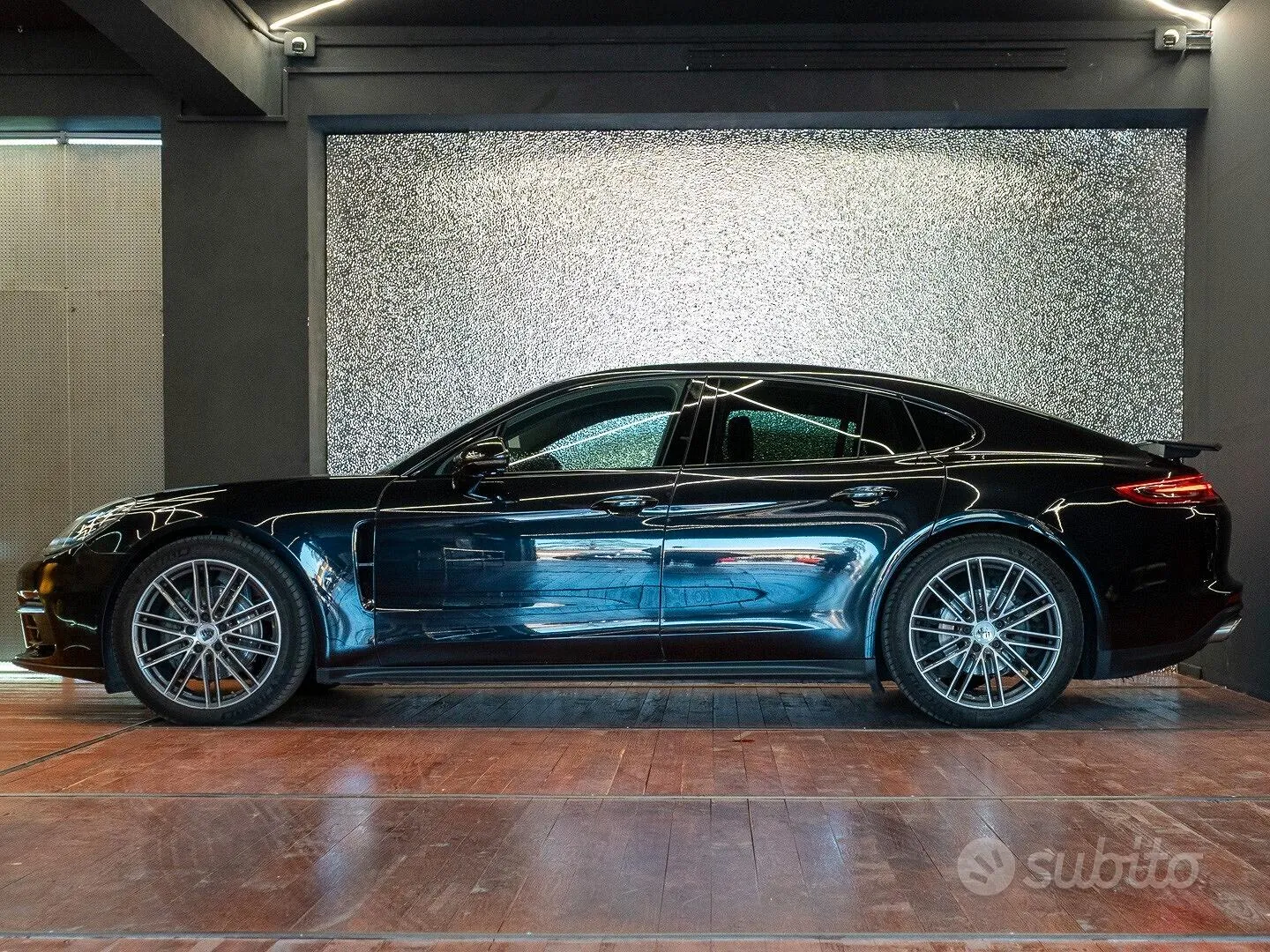 Porsche Panamera 2017 photo 5