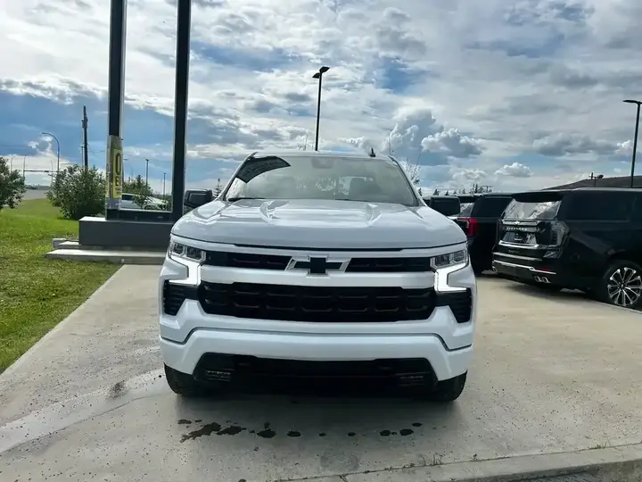 Chevrolet Silverado 1500 2026 photo 2
