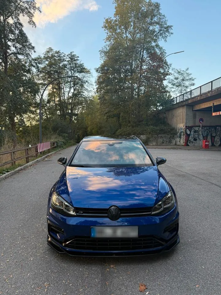 Volkswagen Golf 7 R