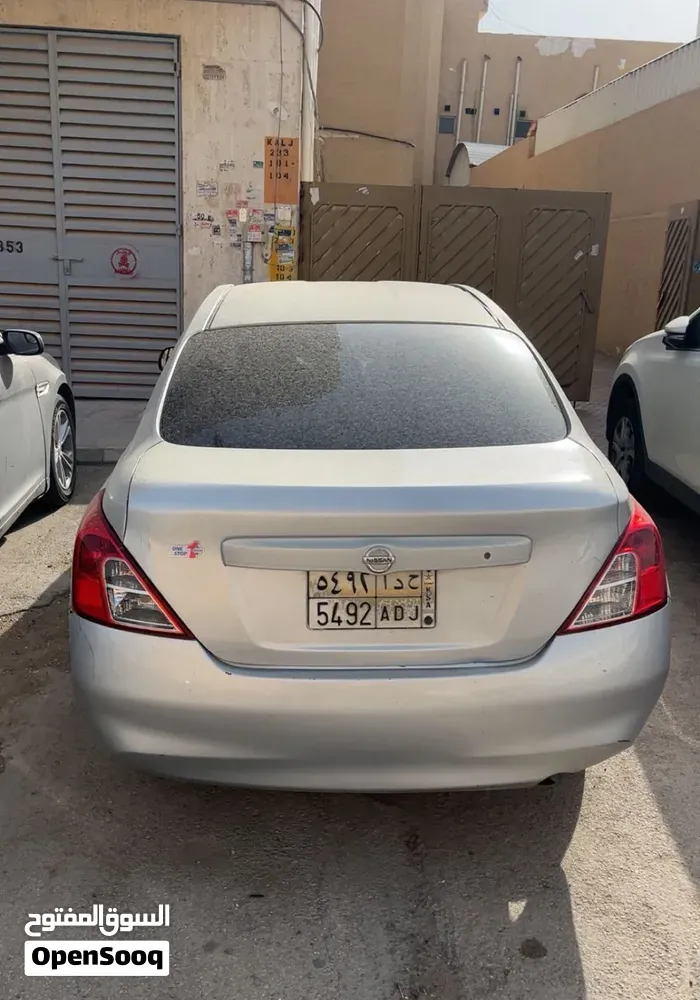 Nissan Sunny 2012 photo 5