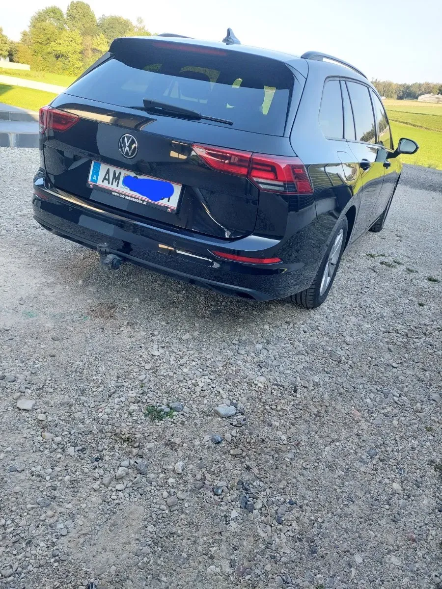 Volkswagen Golf 2022 photo 2