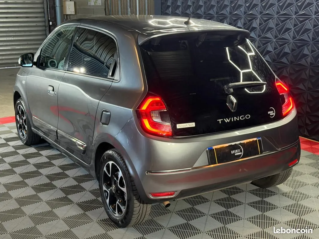 Renault Twingo 2019 photo 2