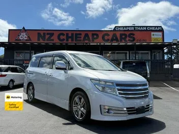 Nissan Elgrand 2013 photo 2