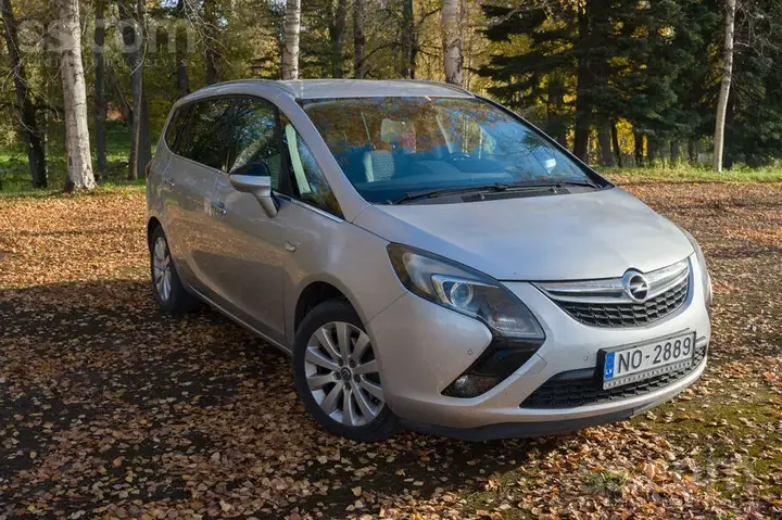 Opel Zafira 2012 photo 4