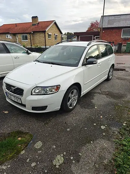 Volvo V50