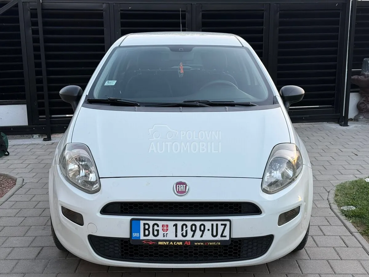 Fiat Grande Punto 2013 photo 3