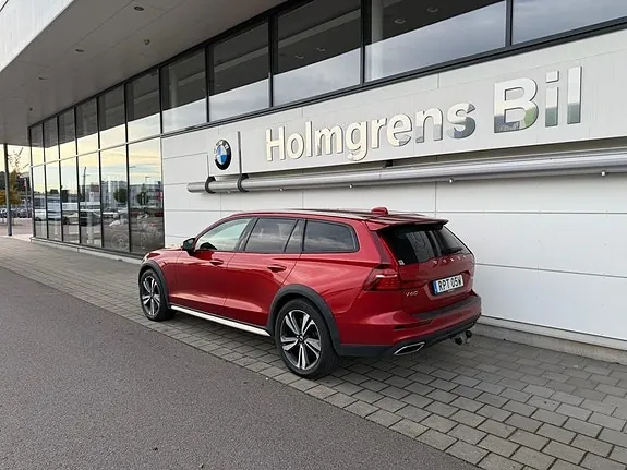 Volvo V60 Cross Country 2021 photo 4