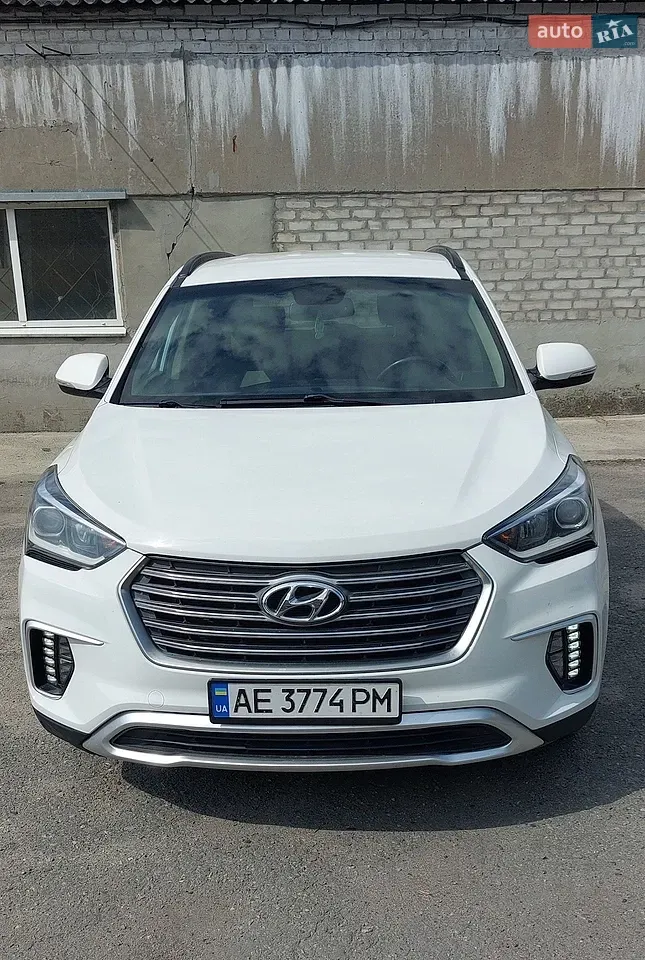 Hyundai Santa Fe 2017 photo 3