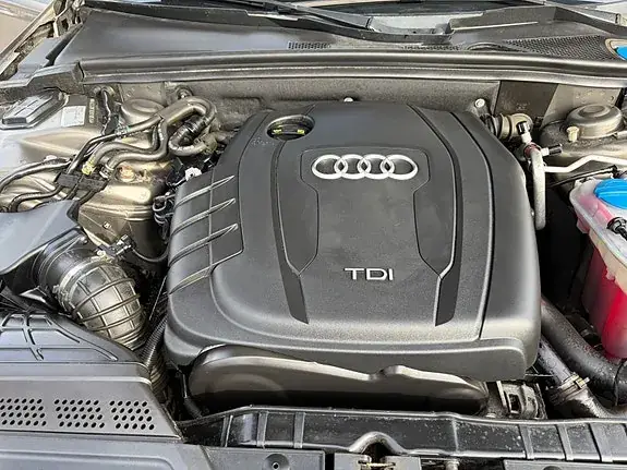 Audi A4 2014 photo 4